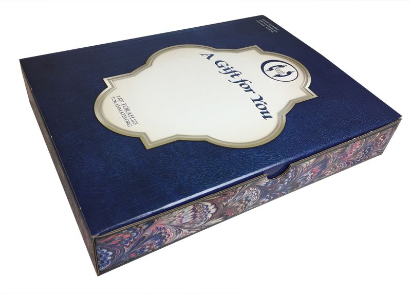 Custom die cut mailer box